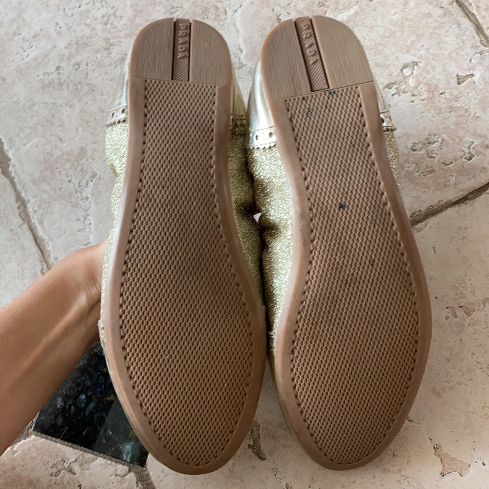 Shimmery gold Prada flats - Picture 4 of 5